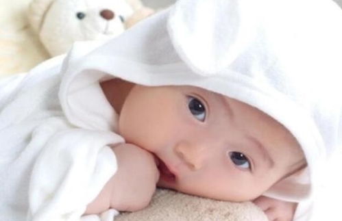 如何使皮肤快速变白?如何使皮肤快速变白小学生