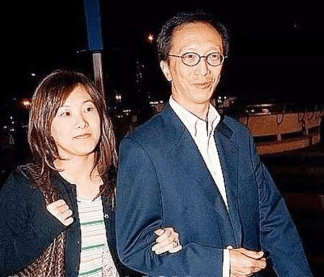 伏明霞婚变?伏明霞婚变了吗 伏明霞婚变?伏明霞婚变了吗