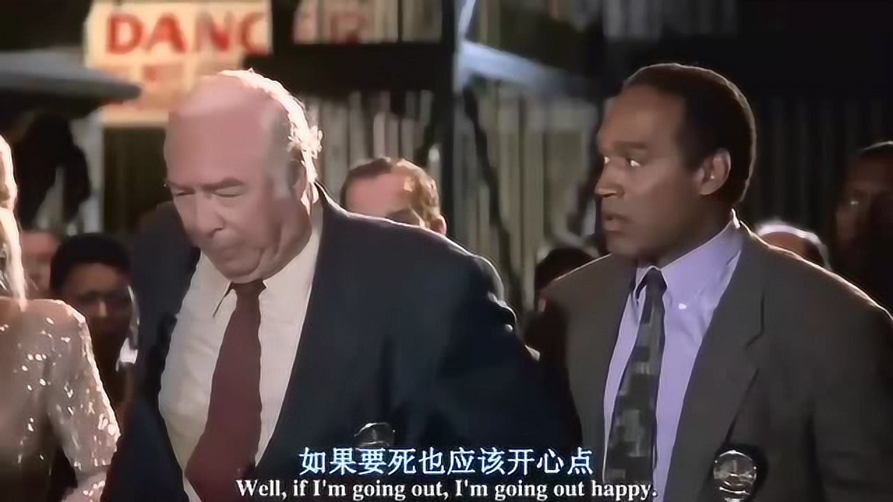 谁能介绍几部类似白头神探，重装武器之类的好莱坞搞笑电影？（奸情一箩筐）