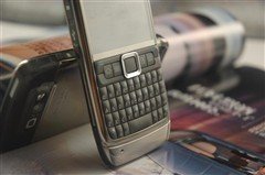 包含大乳女人的词条